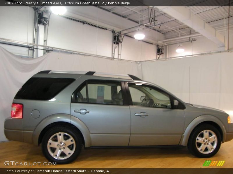 Titanium Green Metallic / Pebble Beige 2007 Ford Freestyle Limited AWD