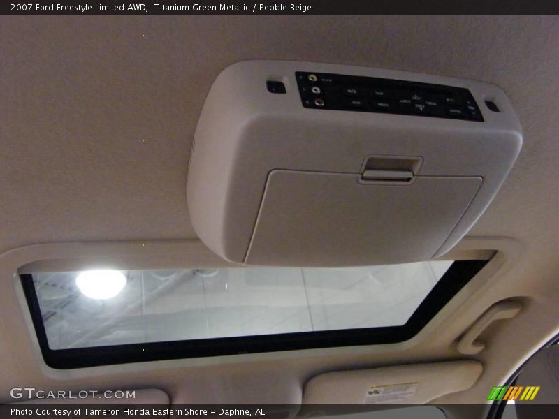 Titanium Green Metallic / Pebble Beige 2007 Ford Freestyle Limited AWD