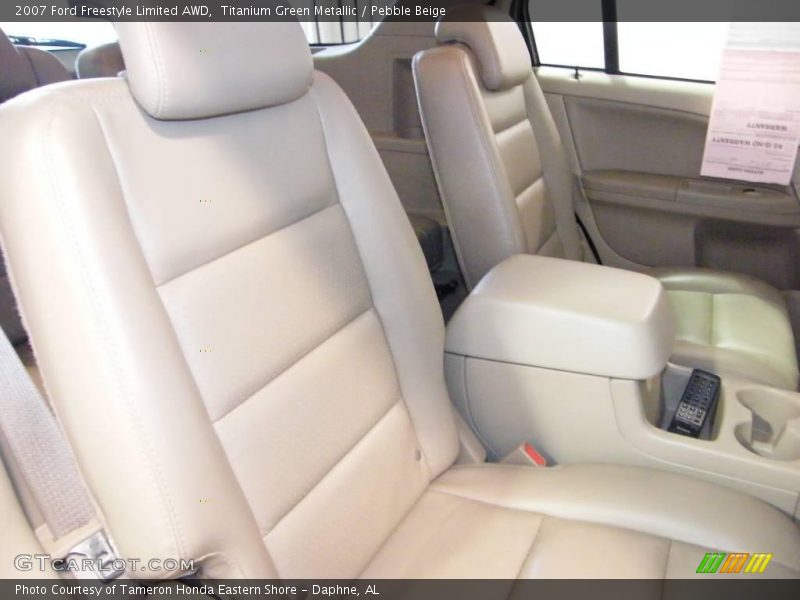 Titanium Green Metallic / Pebble Beige 2007 Ford Freestyle Limited AWD
