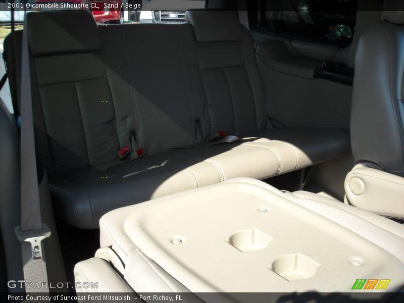 Sand / Beige 2001 Oldsmobile Silhouette GL