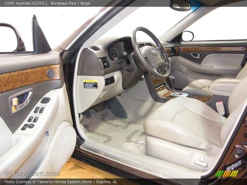 Bordeaux Red / Beige 2005 Hyundai XG350 L