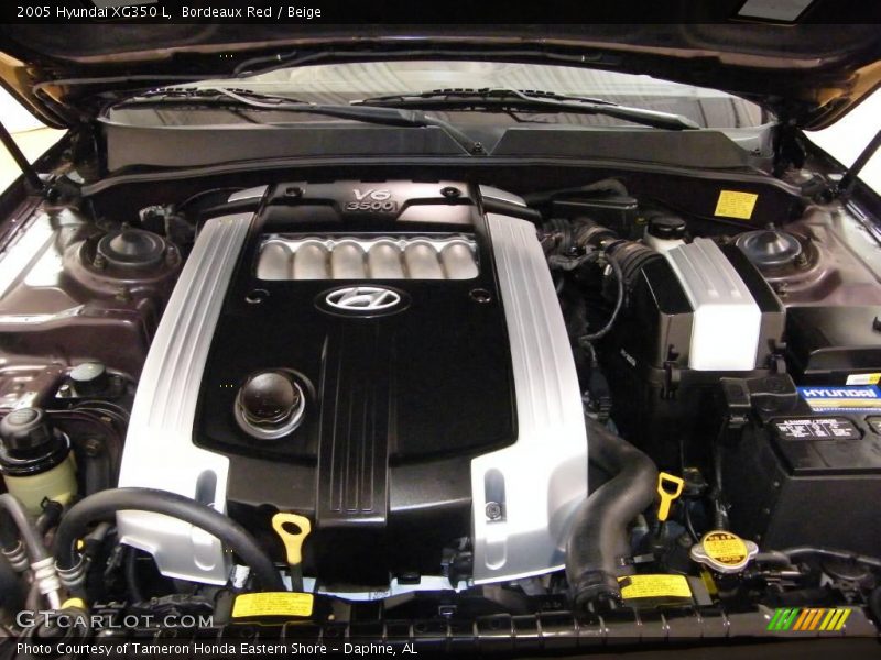 Bordeaux Red / Beige 2005 Hyundai XG350 L