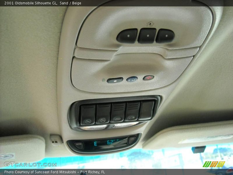 Sand / Beige 2001 Oldsmobile Silhouette GL