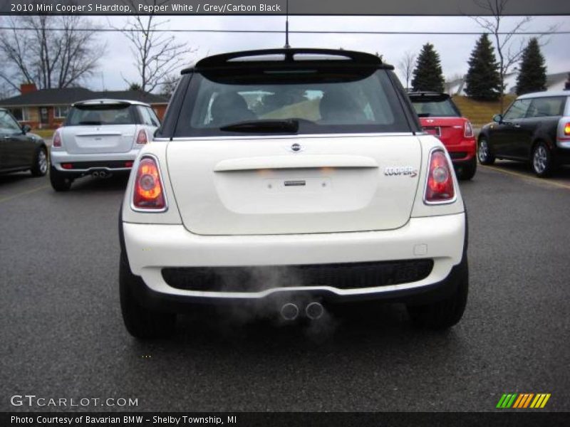 Pepper White / Grey/Carbon Black 2010 Mini Cooper S Hardtop