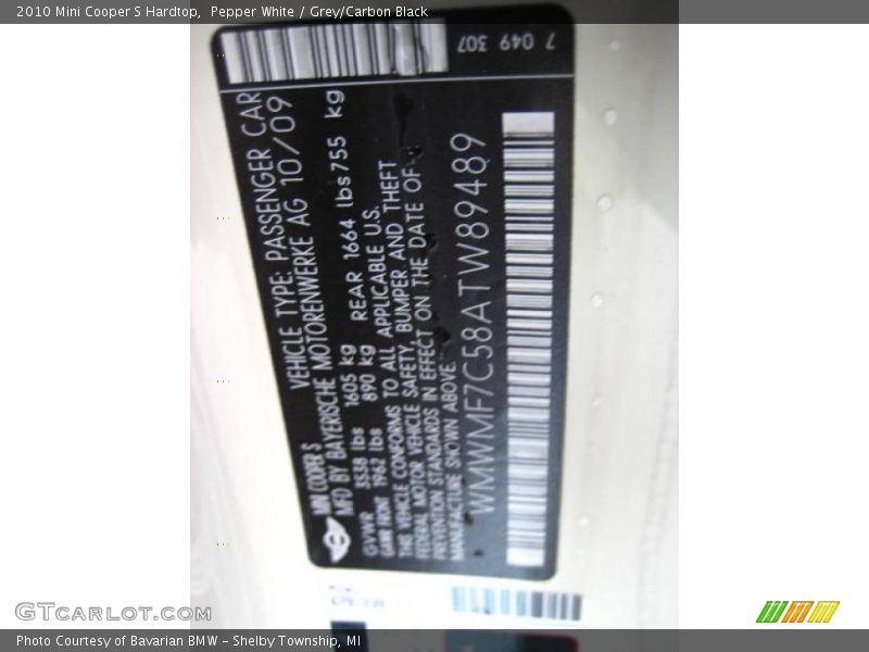 Pepper White / Grey/Carbon Black 2010 Mini Cooper S Hardtop