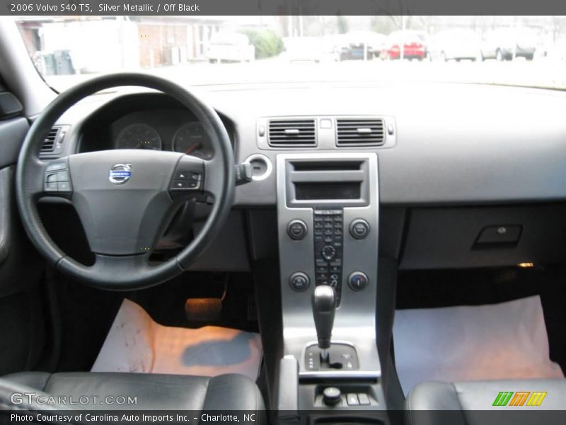 Silver Metallic / Off Black 2006 Volvo S40 T5