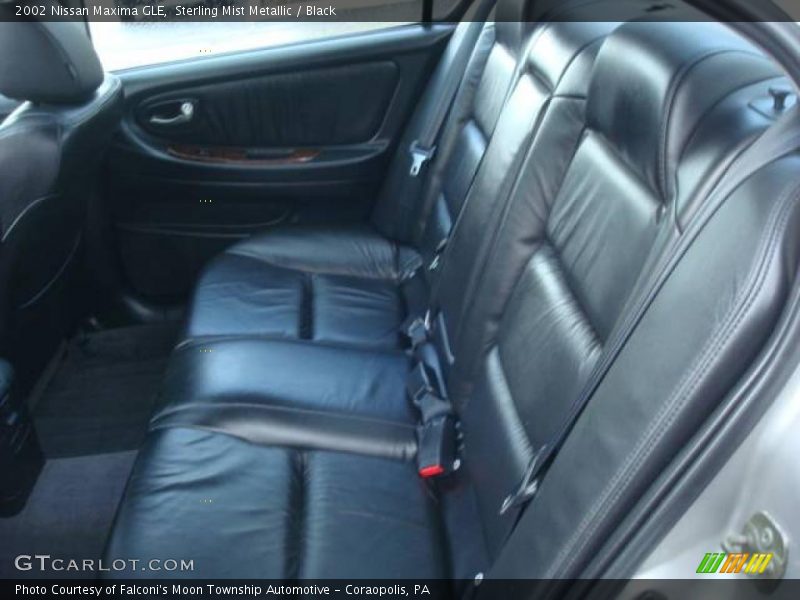 Sterling Mist Metallic / Black 2002 Nissan Maxima GLE