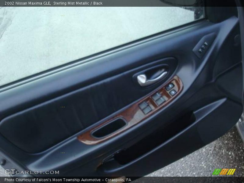 Sterling Mist Metallic / Black 2002 Nissan Maxima GLE
