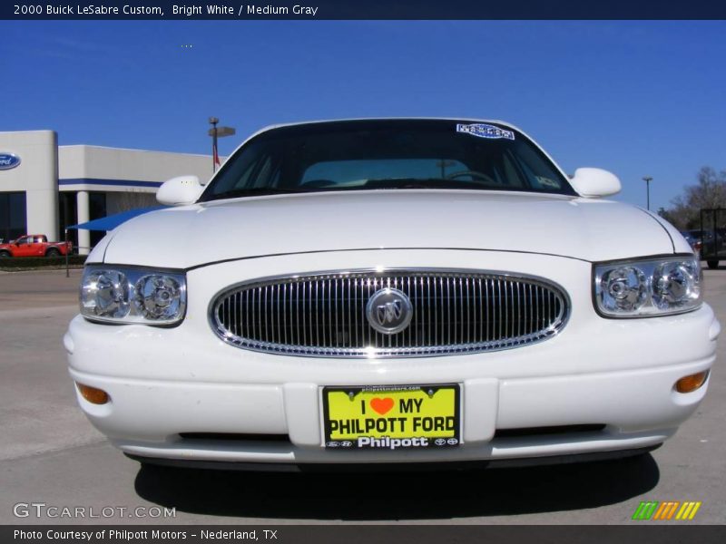 Bright White / Medium Gray 2000 Buick LeSabre Custom