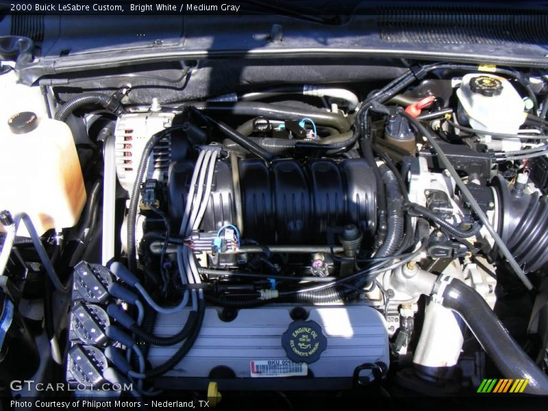 Bright White / Medium Gray 2000 Buick LeSabre Custom