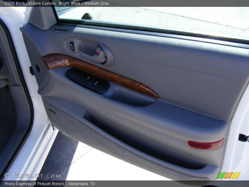 Bright White / Medium Gray 2000 Buick LeSabre Custom