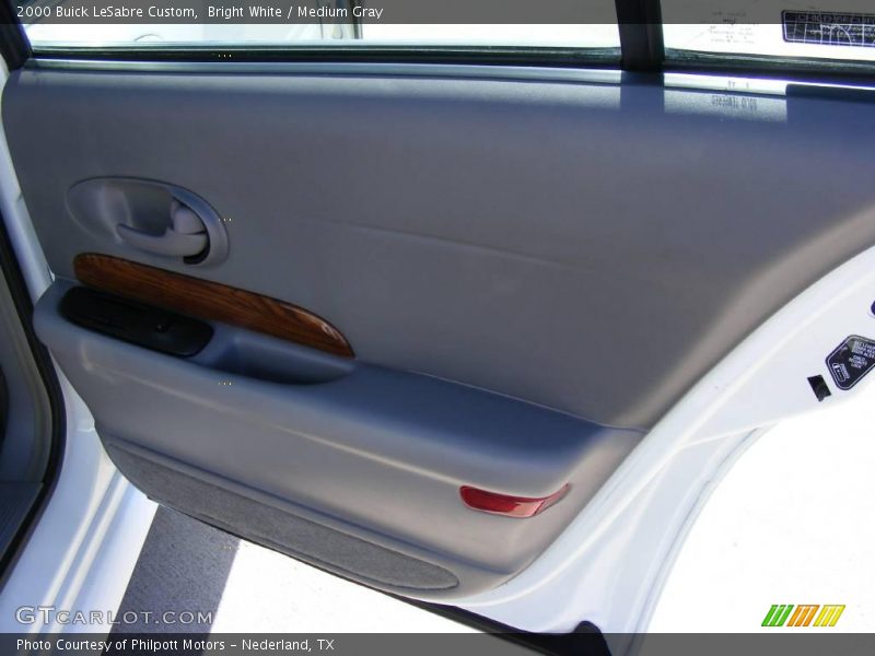 Bright White / Medium Gray 2000 Buick LeSabre Custom