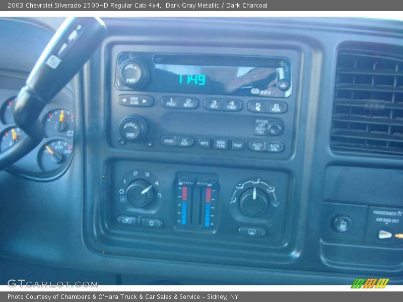 Dark Gray Metallic / Dark Charcoal 2003 Chevrolet Silverado 2500HD Regular Cab 4x4