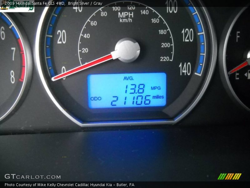 Bright Silver / Gray 2009 Hyundai Santa Fe GLS 4WD