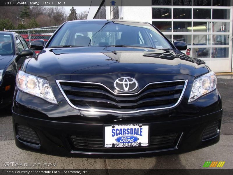 Black / Bisque 2010 Toyota Camry