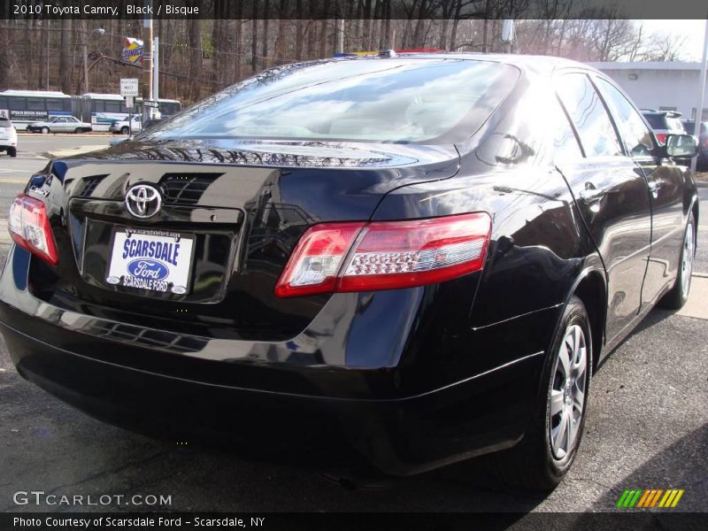 Black / Bisque 2010 Toyota Camry