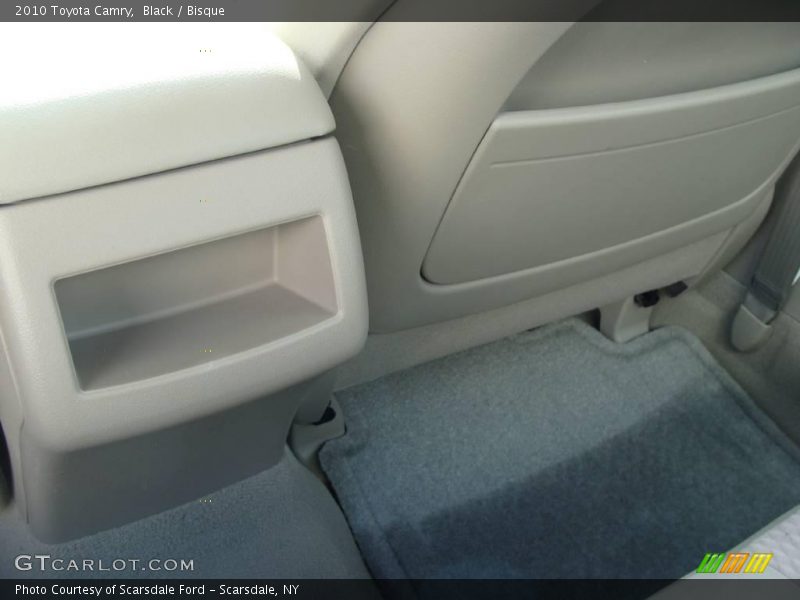 Black / Bisque 2010 Toyota Camry