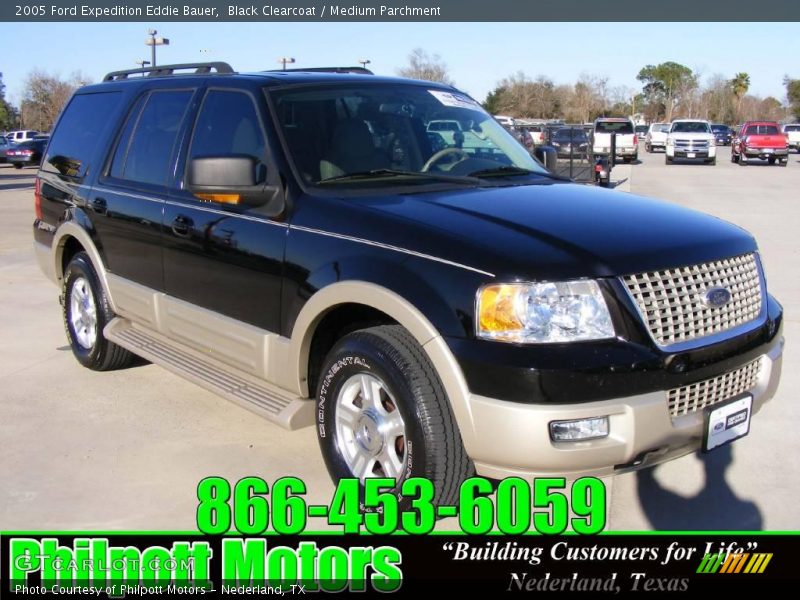 Black Clearcoat / Medium Parchment 2005 Ford Expedition Eddie Bauer