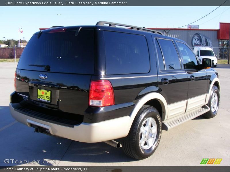 Black Clearcoat / Medium Parchment 2005 Ford Expedition Eddie Bauer