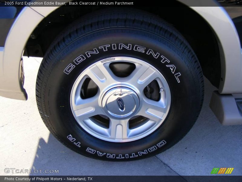 Black Clearcoat / Medium Parchment 2005 Ford Expedition Eddie Bauer