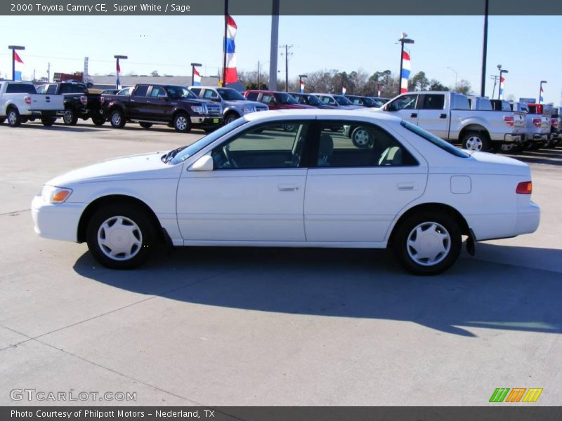 Super White / Sage 2000 Toyota Camry CE