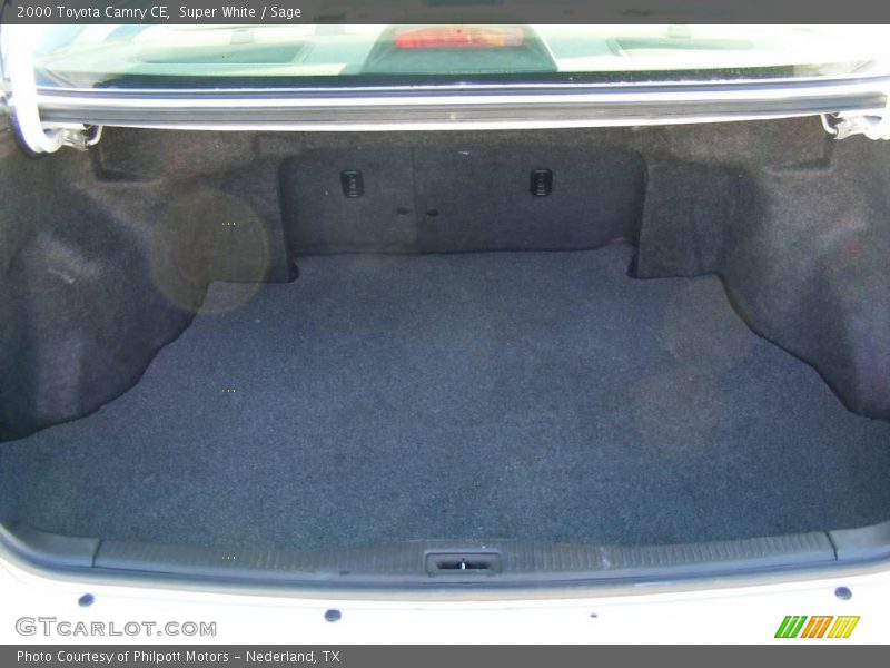 Super White / Sage 2000 Toyota Camry CE