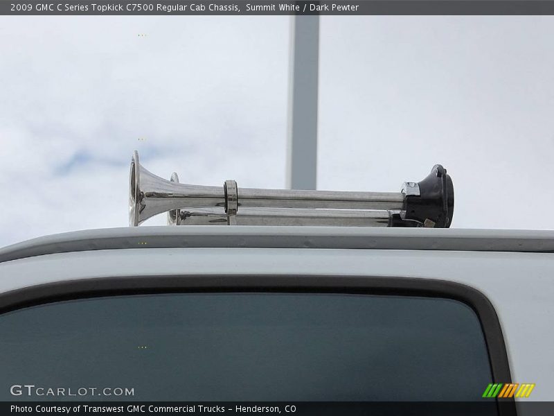Summit White / Dark Pewter 2009 GMC C Series Topkick C7500 Regular Cab Chassis