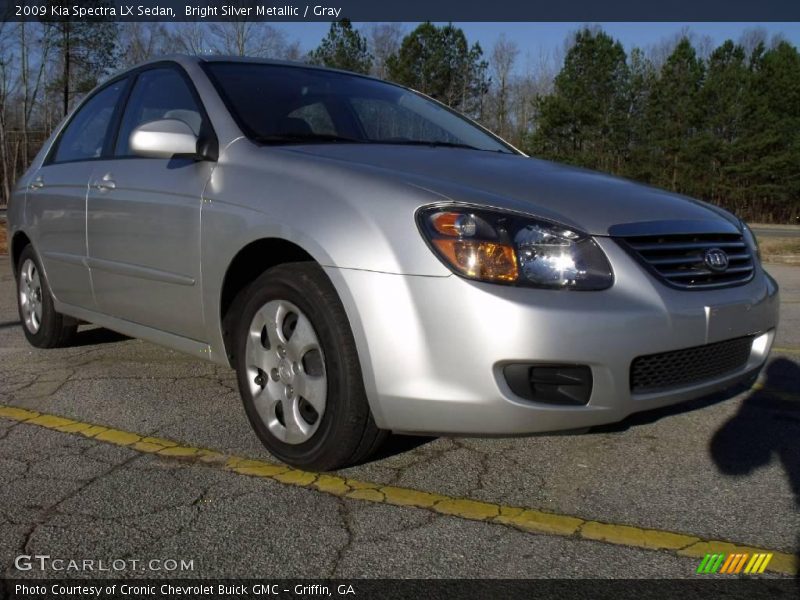 Bright Silver Metallic / Gray 2009 Kia Spectra LX Sedan