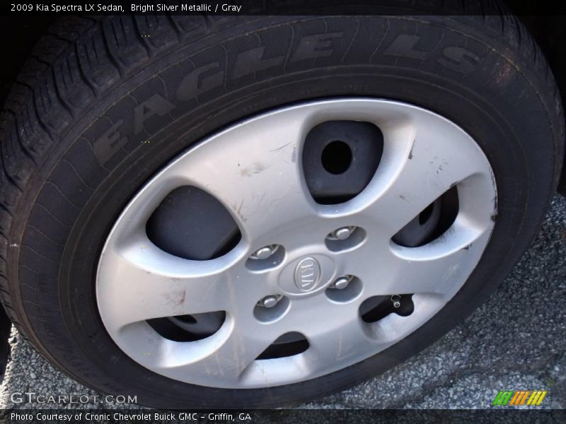 Bright Silver Metallic / Gray 2009 Kia Spectra LX Sedan