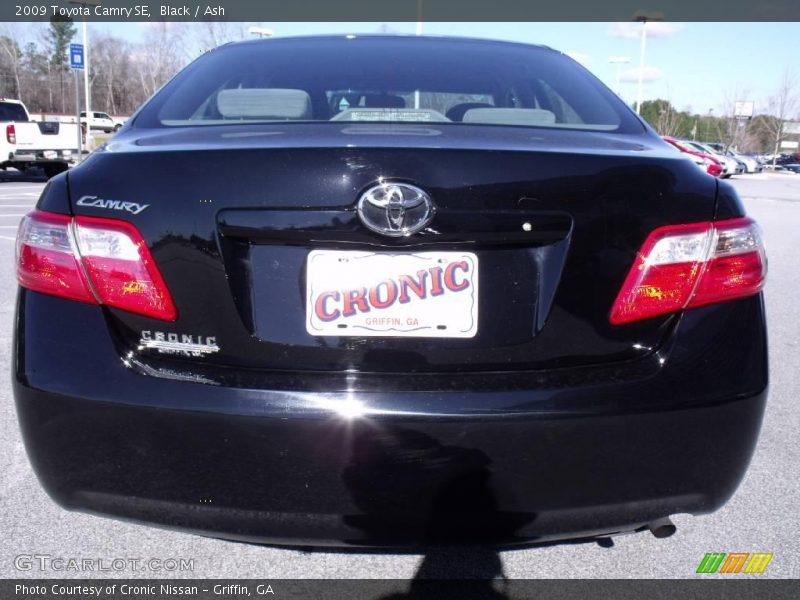 Black / Ash 2009 Toyota Camry SE