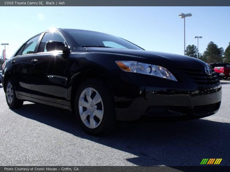 Black / Ash 2009 Toyota Camry SE