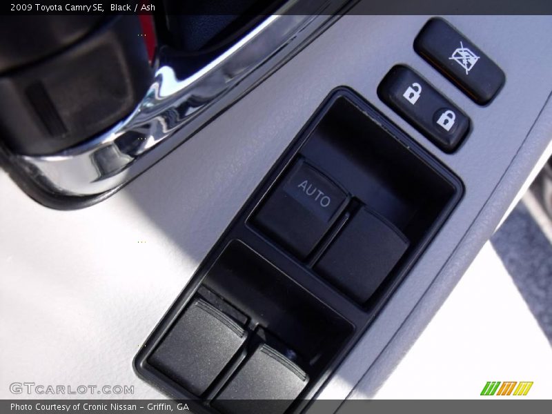 Black / Ash 2009 Toyota Camry SE