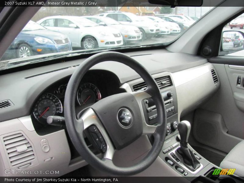 Meteor Grey Metallic / Grey 2007 Suzuki XL7 AWD