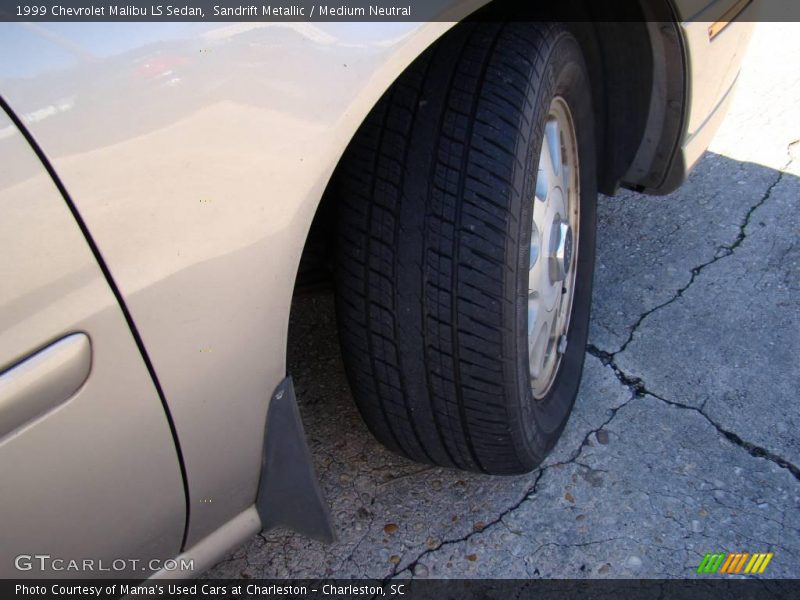 Sandrift Metallic / Medium Neutral 1999 Chevrolet Malibu LS Sedan