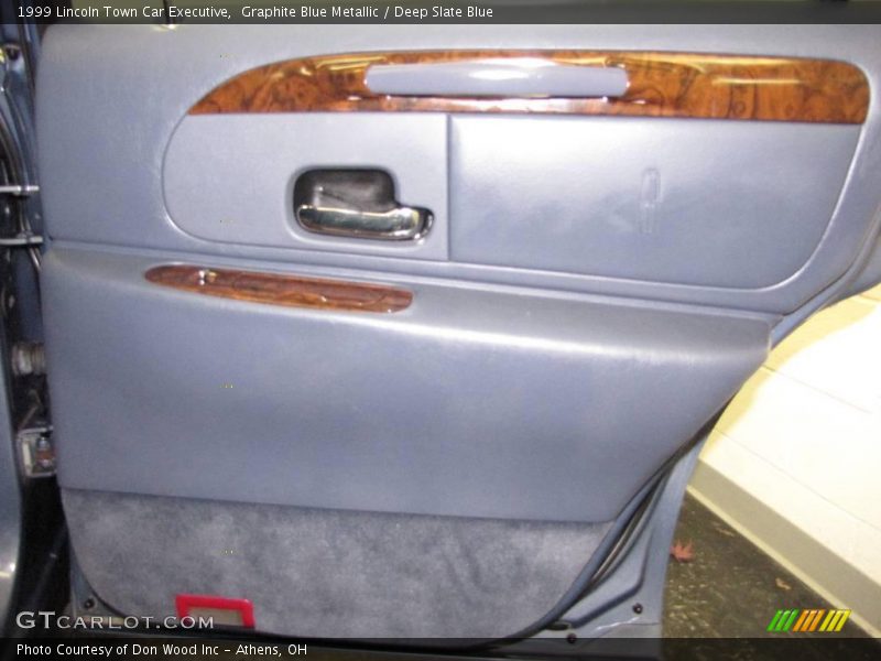 Graphite Blue Metallic / Deep Slate Blue 1999 Lincoln Town Car Executive