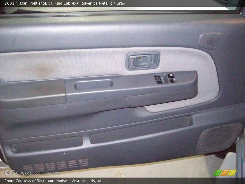 Silver Ice Metallic / Gray 2001 Nissan Frontier SE V6 King Cab 4x4