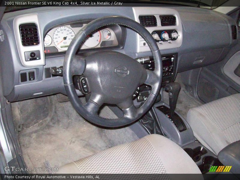 Silver Ice Metallic / Gray 2001 Nissan Frontier SE V6 King Cab 4x4