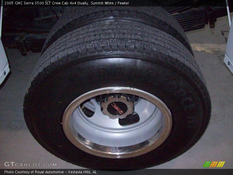 Summit White / Pewter 2005 GMC Sierra 3500 SLT Crew Cab 4x4 Dually