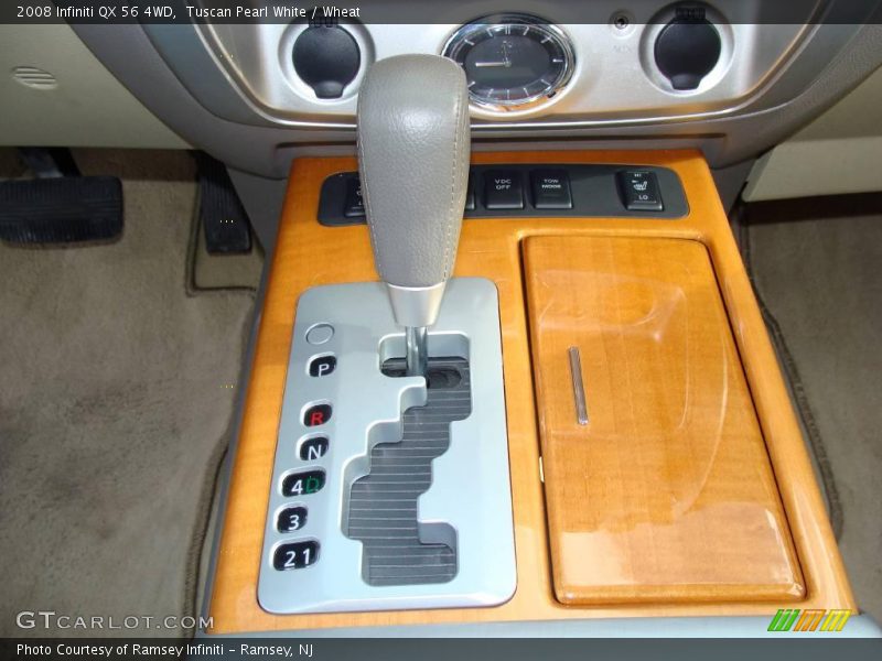 Tuscan Pearl White / Wheat 2008 Infiniti QX 56 4WD