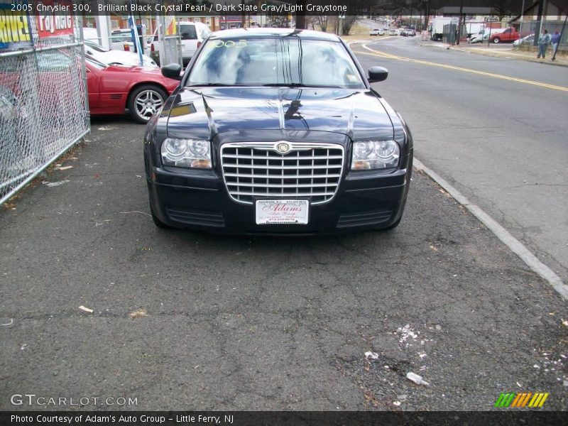 Brilliant Black Crystal Pearl / Dark Slate Gray/Light Graystone 2005 Chrysler 300