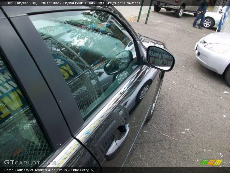 Brilliant Black Crystal Pearl / Dark Slate Gray/Light Graystone 2005 Chrysler 300