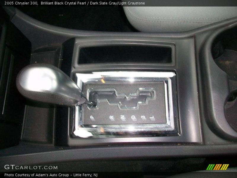 Brilliant Black Crystal Pearl / Dark Slate Gray/Light Graystone 2005 Chrysler 300