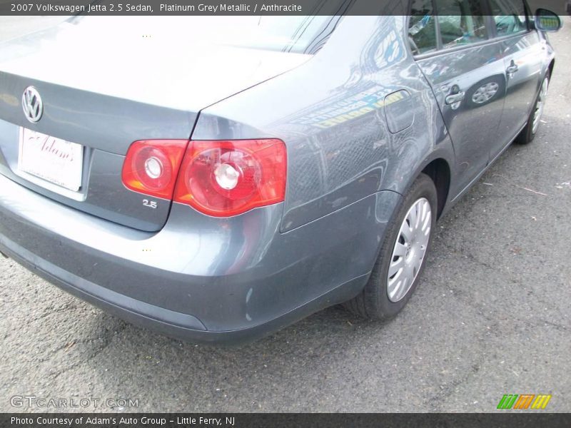 Platinum Grey Metallic / Anthracite 2007 Volkswagen Jetta 2.5 Sedan