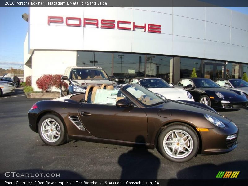 Macadamia Metallic / Sand Beige 2010 Porsche Boxster