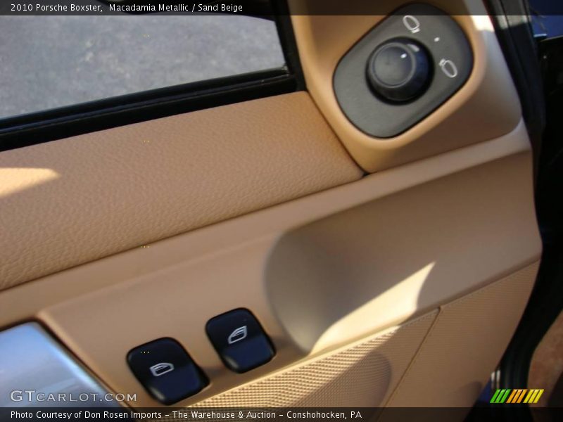 Macadamia Metallic / Sand Beige 2010 Porsche Boxster