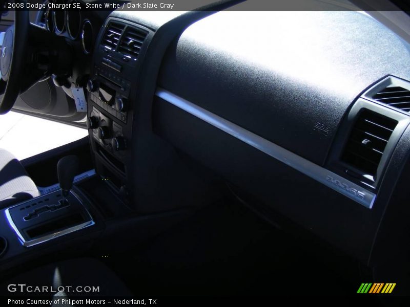 Stone White / Dark Slate Gray 2008 Dodge Charger SE