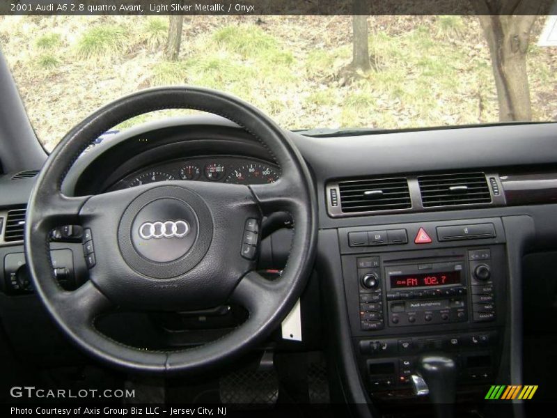 Light Silver Metallic / Onyx 2001 Audi A6 2.8 quattro Avant