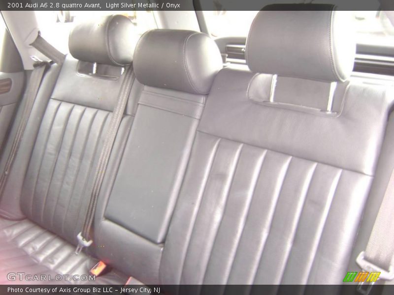 Light Silver Metallic / Onyx 2001 Audi A6 2.8 quattro Avant