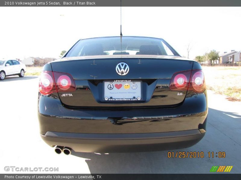 Black / Titan Black 2010 Volkswagen Jetta S Sedan