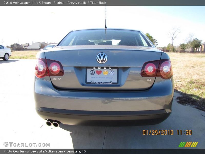 Platinum Grey Metallic / Titan Black 2010 Volkswagen Jetta S Sedan
